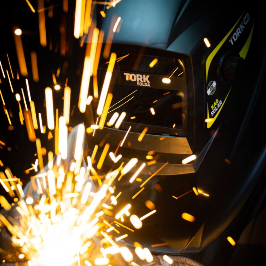 MÁSCARA DE SOLDA COM ESCURECIMENTO AUTOMÁTICO KAB SOLAR 4K (TORK SOLDA)